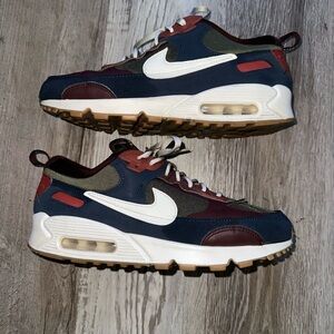 Nike Air Max 90 Futura Medium Olive Navy Lace-Up Mesh Sneakers DM9922-200